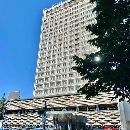 Top Centre Apartment For 4 Persons Бургас