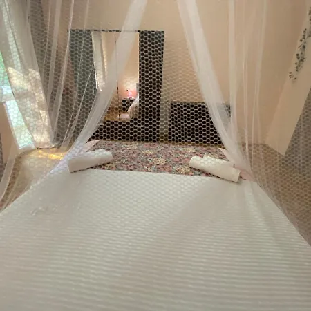 Top Centre Apartment For 4 Persons